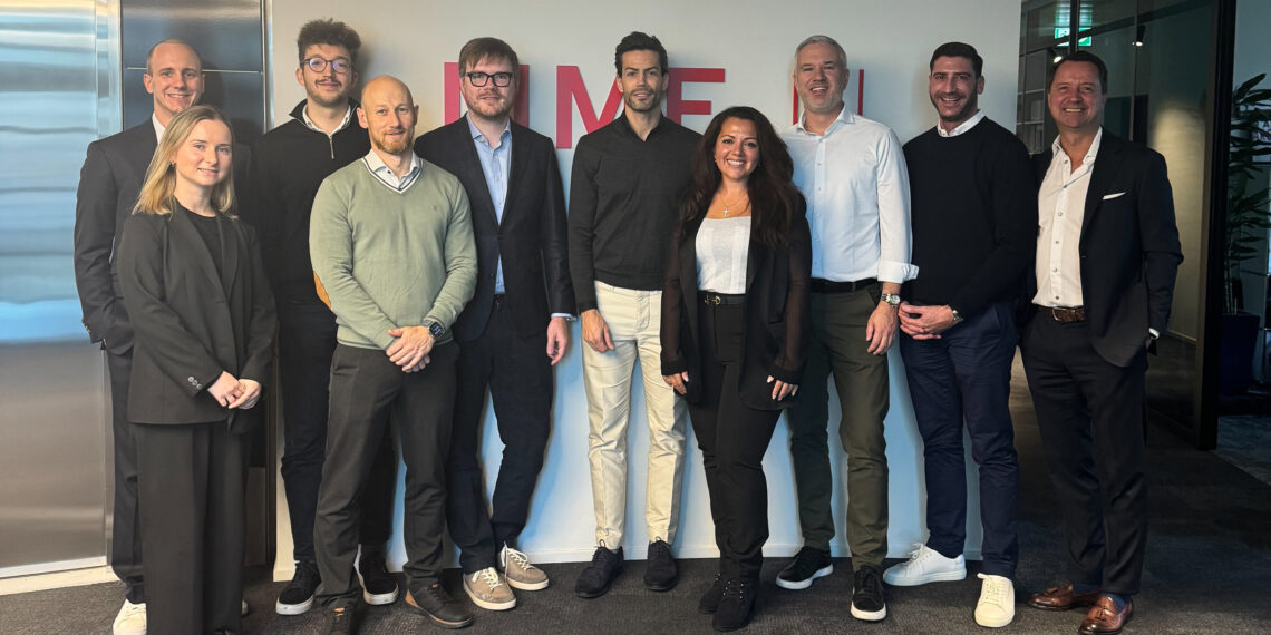 Healthcare Holding Schweiz Acquires a Stake in QUNIQUE