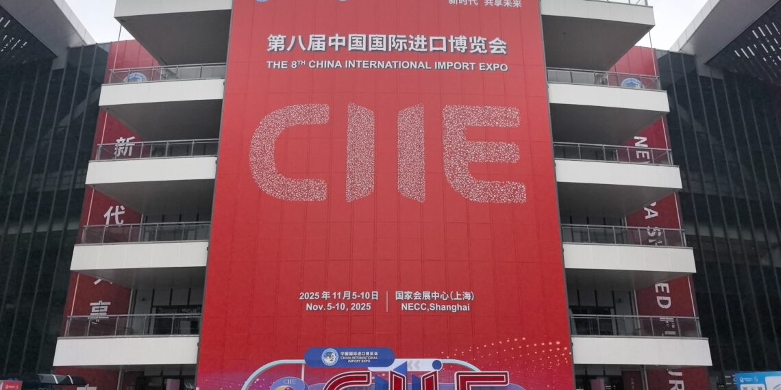 China opens door wider to share more opportunities with world