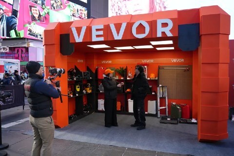 VEVOR Powers Black Friday Growth and Lights Up Times Square with Immersive Pop-Up