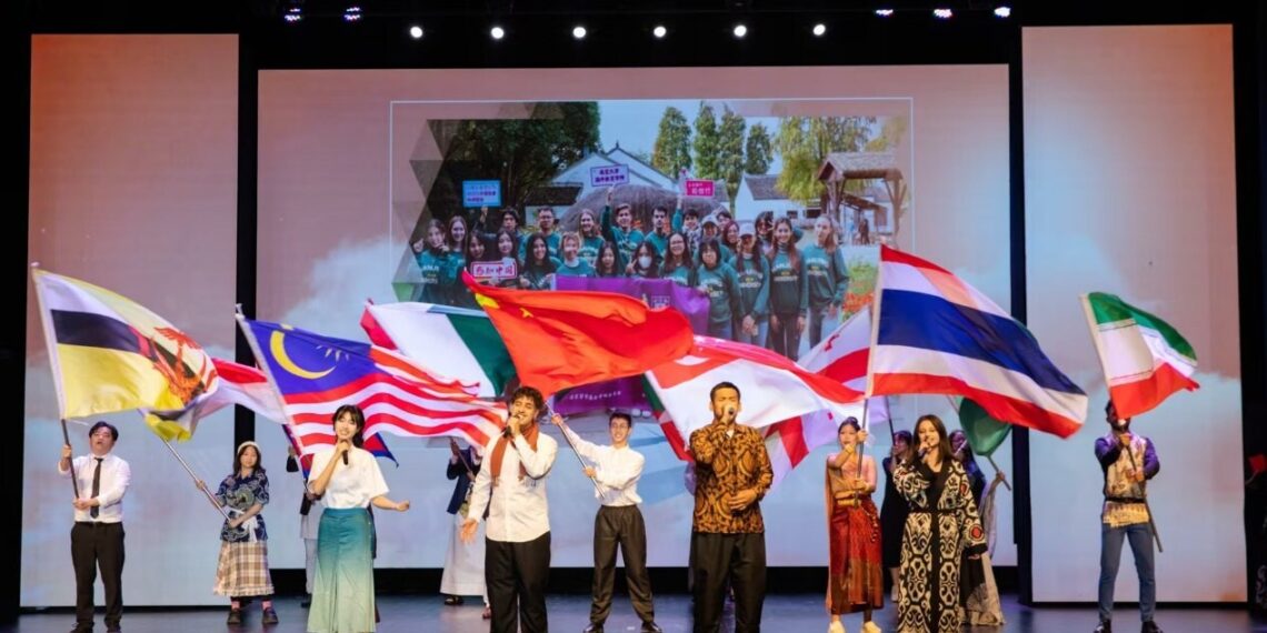 Asian Youth Chart Shared Future in Nanjing Dialogue Event