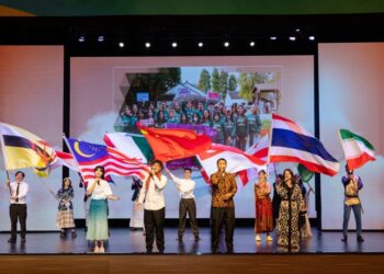 Asian Youth Chart Shared Future in Nanjing Dialogue Event