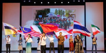 Asian Youth Chart Shared Future in Nanjing Dialogue Event