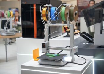 Anycubic Opens Deposits for Kobra X, Following Formnext Debut of Its Next-Generation Entry-Level Multicolor FDM Printer