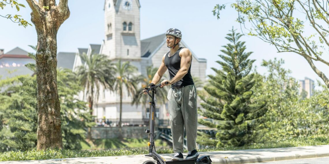 Christmas Adventure Awaits: Ausom Ignites the Holidays with High-Performance E-Scooters
