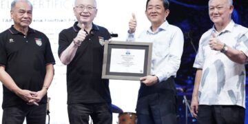 Datuk Seri Ir. Dr. Wee Ka Siong Champions Malaysia’s Education Future with Launch of TAR UMT Arena