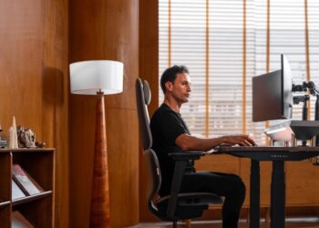 CES2026: Hexcal Unveils 2026 Smart Desks and Ergonomic Workstations at CES 2026 – Redefining the Modern Workspace