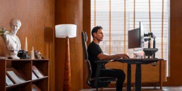 CES2026: Hexcal Unveils 2026 Smart Desks and Ergonomic Workstations at CES 2026 – Redefining the Modern Workspace