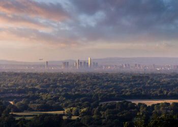 Nobu Manchester breaks ground as Robert De Niro visits Manchester with Salboy