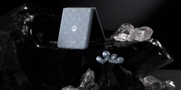 Motorola unveils The Brilliant Collection – reimagining tech as a style statement in partnership with Swarovski®