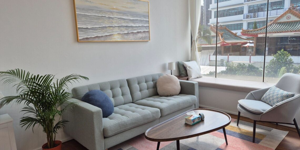 LightingWay Counselling Offers Affordable Therapy Amid Rising Job Market Uncertainty in Singapore