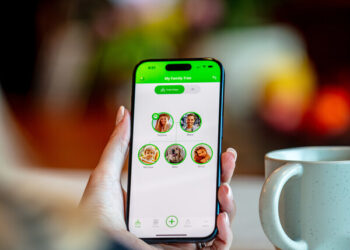 Life’s Moments App Launches Worldwide on iPhone and Android — Turning Scattered Photos, Family Memories and Pet Moments into One Organized Family Tree