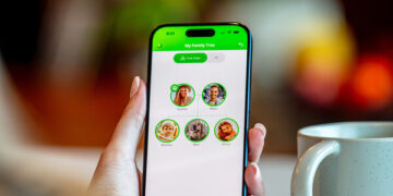 Life’s Moments App Launches Worldwide on iPhone and Android — Turning Scattered Photos, Family Memories and Pet Moments into One Organized Family Tree