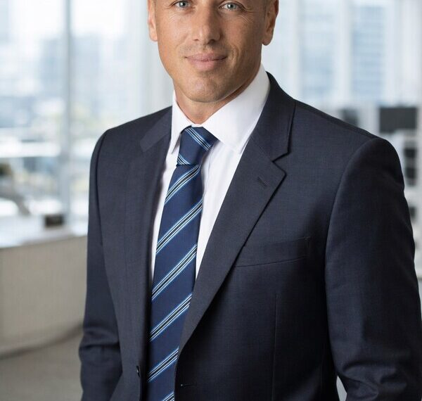 DoxAI Appoints Former Macquarie Capital Executive Roberto Purcaro to its Board of Directors to Accelerate Global Expansion