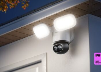 Reolink Launches TrackFlex Floodlight WiFi with 360-Degree Coverage