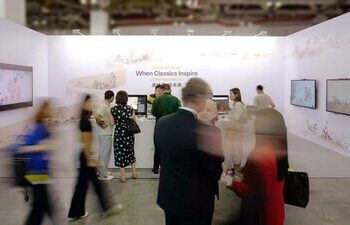 CGTN Art Series | Digital expo China Crafted wins hearts at ART SG