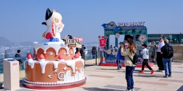 MOLLY 20th Anniversary–Journey to The Star: MOLLY Back to The Peak