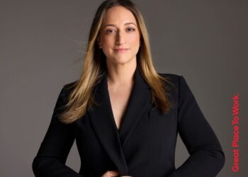 Cut the Cupcakes. Rebecca Moulynox on What Women Really Want at Work