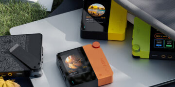 HiBy W4: A Portable DAC/AMP Merging Wireless & Wired HiFi