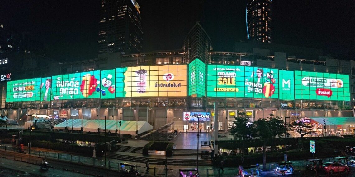 2,400 sqm: Asia’s Largest Indoor Transparent Screen Shines at Central World, Thailand