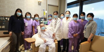 U.S. Patient with Advanced Lung Cancer Stabilized by Novel Immunotherapy Treatment in China