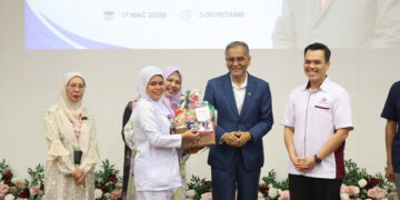 ProtectHealth strengthen PeKa b40 health screening promotion with Hospital Shah Alam staff in Program Ziarah MADANI