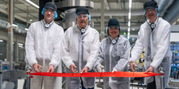 CHF ~65 million investment in 2025: Swiss President Guy Parmelin inaugurates new Toblerone production line in Switzerland