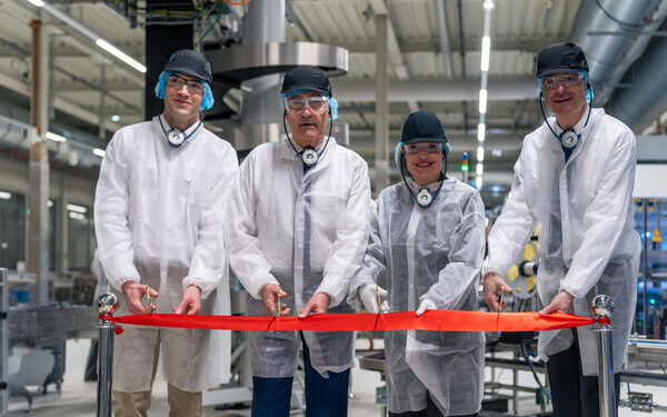 CHF ~65 million investment in 2025: Swiss President Guy Parmelin inaugurates new Toblerone production line in Switzerland