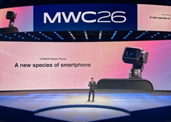 HONOR CEO Takes Center Stage at MWC 2026, While Robot Phone Praised for its Innovation and Integration of Intelligence