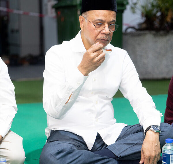 Summit Power International and AACT Jointly Host Iftar for About 440 Migrant Workers in Singapore, Including Bangladeshis