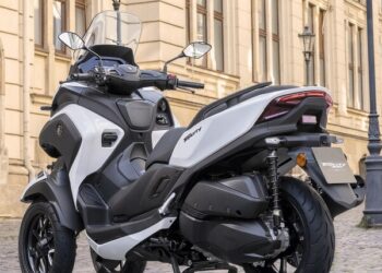 Autoliv and Yamaha Motor Introduce Airbag for Commuter Scooter
