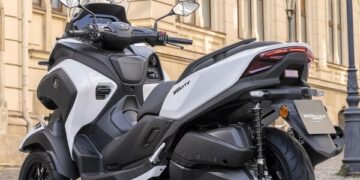 Autoliv and Yamaha Motor Introduce Airbag for Commuter Scooter