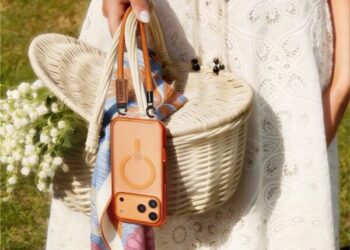 Cherry Blossoms Aren’t the Only Thing in Full Bloom This Spring: CASEKOO Debuts LinKOO, the World’s First Open Clasp System