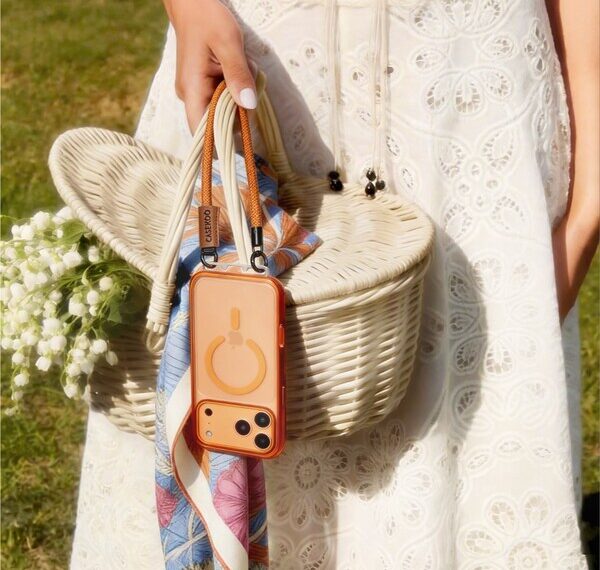 Cherry Blossoms Aren’t the Only Thing in Full Bloom This Spring: CASEKOO Debuts LinKOO, the World’s First Open Clasp System