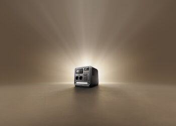 DJI Redefines Portable Power with DJI Power 1000 Mini