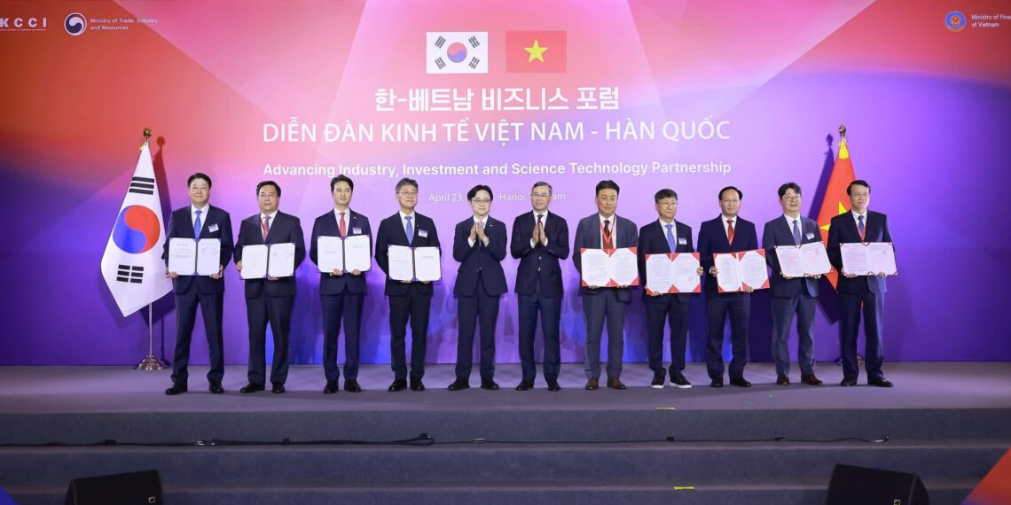 iMarketKorea Signs Two MOUs with Vietnam’s Phu Tho Provincial People’s Committee and BIDV
