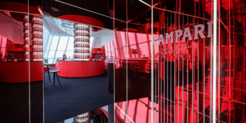 CAMPARI RETURNS TO CANNES TO CELEBRATE THE MOMENTS THAT DEFINE CINEMA