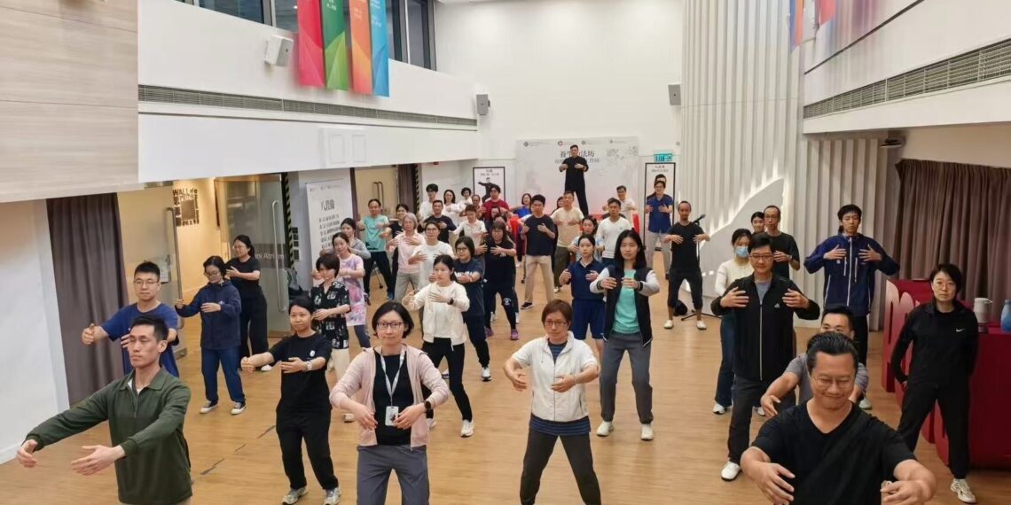 PolyU collaborates with global scholars and experts to promote modern healthcare and wellness