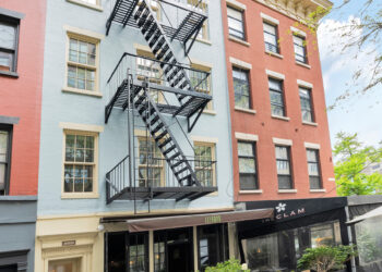 Irreplaceable Manhattan Building with 5%+ Yield Offered to International Investors