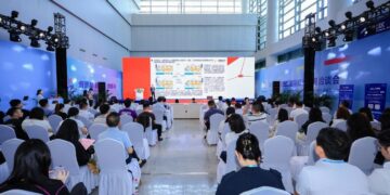 CFTEC, AEOTrade Co-host China-Singapore Digital Trade Roadshow at WCIFIT