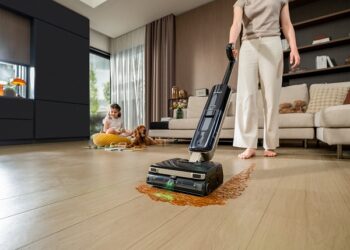 Beyond Crumbs: A Smarter Approach to Post-Hosting Floor Cleanup
