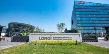 LONGi Tops Wood Mackenzie’s Global Solar PV Module Manufacturer Ranking, Earns “Grade A” Highest Rating