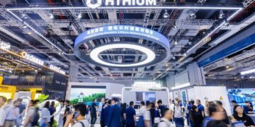 HiTHIUM Showcases 8-Hour LDES Solution and New Products at SNEC 2026