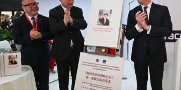 Russian edition of Volume I of “China’s Governance Under Xi Jinping’s Leadership” launched in St. Petersburg