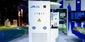 JA ESS Launches JAPlanet Fusion C&I Hybrid Solar-Plus-Storage System