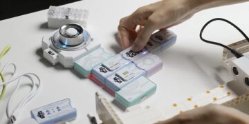 CodeeBot Launches Screen-Free, AI-Powered Tangible Coding Platform That Turns Magnetic Blocks into Real Programs
