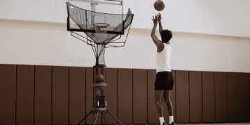 LUMISTAR Launches CARRY on Kickstarter, Introducing an AI-Powered Basketball Training System