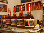 MAKER’S MARK LAUNCHES AIRPORT-EXCLUSIVE ARTIST SERIES