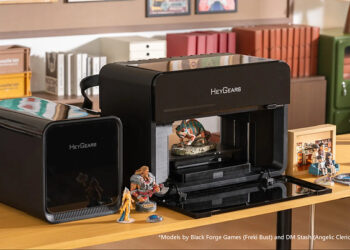 HeyGears Unveils G1X, the World’s First Desktop Full-Color 3D & UV Printer