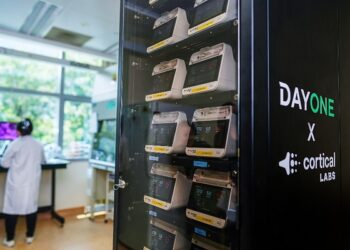 DayOne Launches Singapore’s First Biological Data Center Prototype with Cortical Labs and NUS Medicine