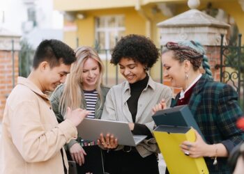Back-to-School Prep Guide: How to Organize Important Documents for the Semester